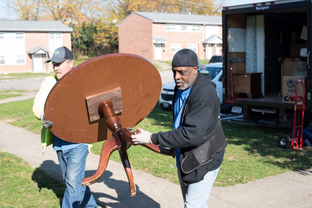 Pic Carrying Table